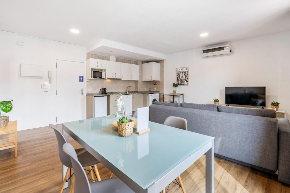 Lodging Apartments Liceu G1 巴塞罗那 外观 照片