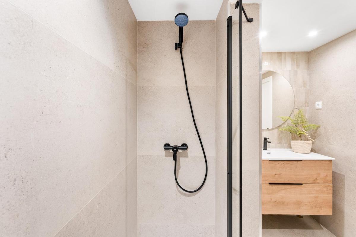 Lodging Apartments Liceu G1 巴塞罗那 外观 照片