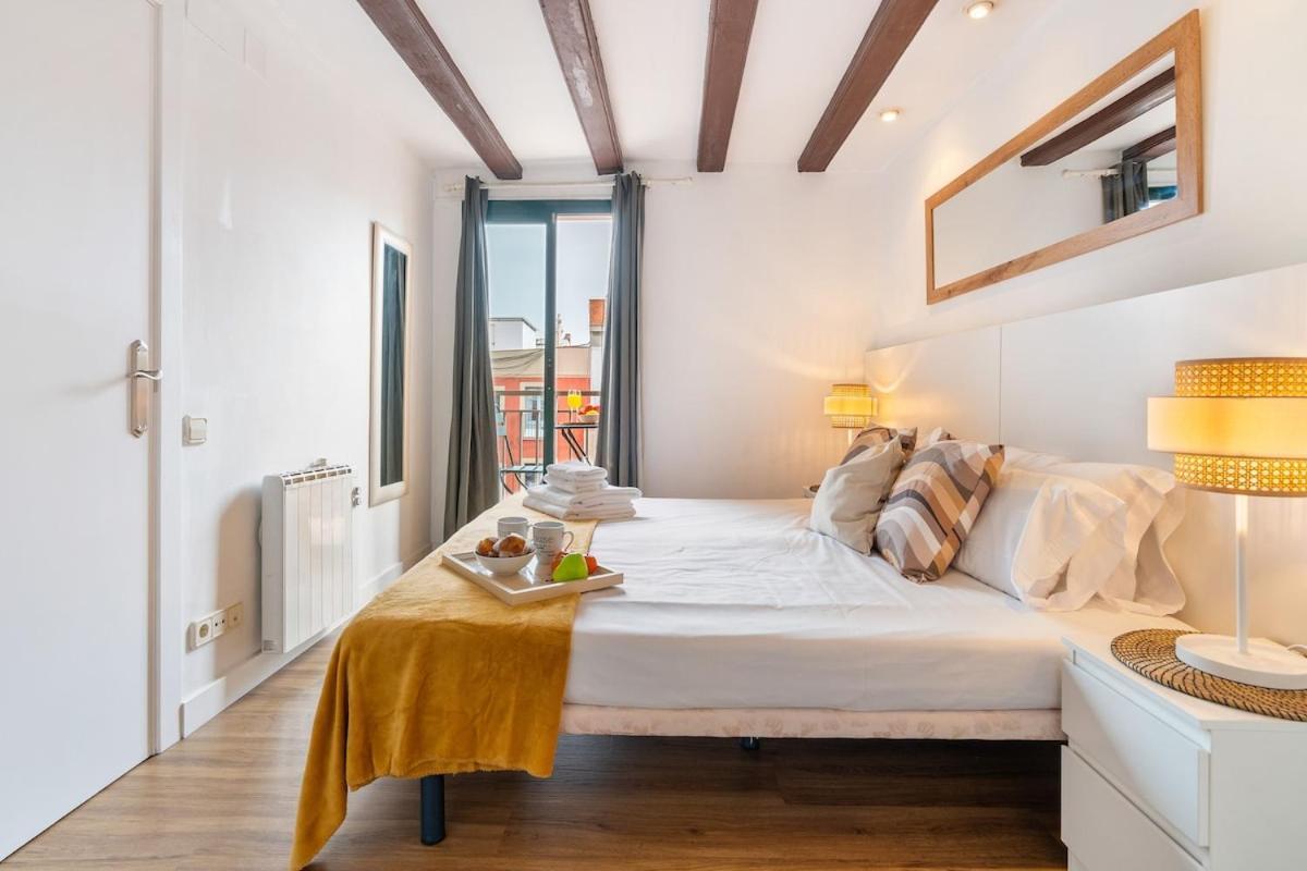 Lodging Apartments Liceu G1 巴塞罗那 外观 照片